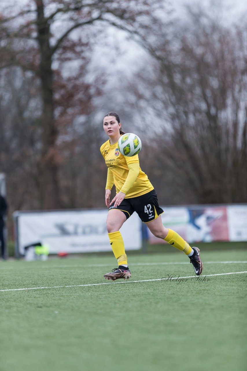 Bild 342 - F SSC Hagen Ahrensburg - SV Frisia Risum-Lindholm : Ergebnis: 1:2